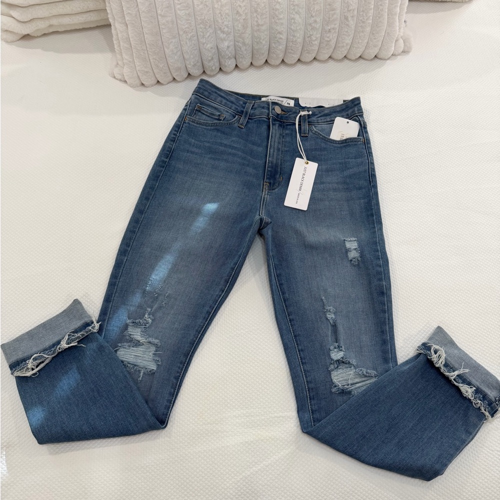 NWT! Just Black Distressed Skinny Denim Jeans